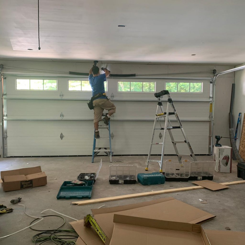 Garage Door Repair Near Me