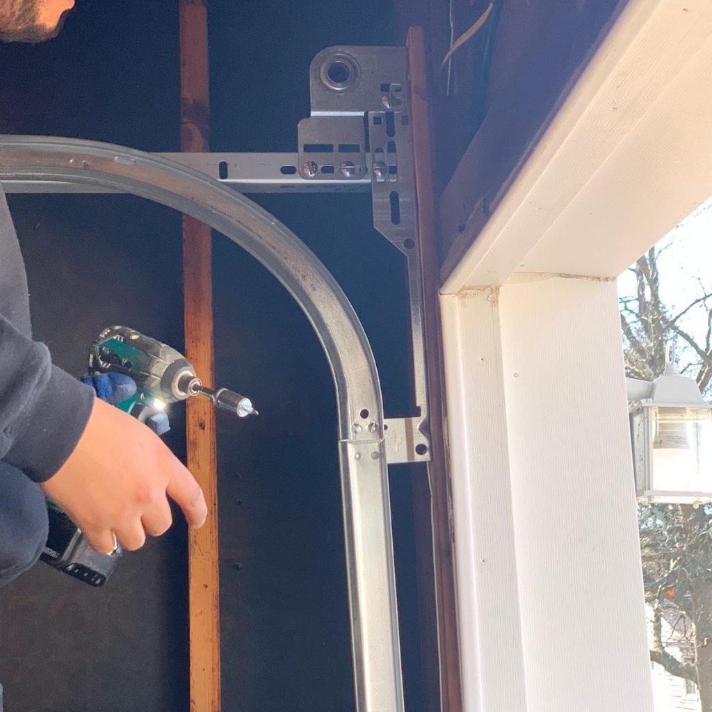 Garage Door Repair Near Me